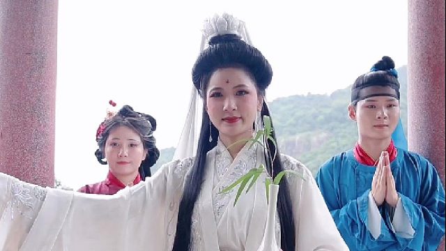 观音见证，天赐良缘；七夕陪着心爱的她，来东莞观音山游园赏景许愿，幸福美满！