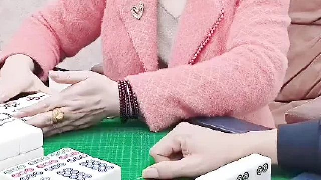 哦嚯。武汉卡五星高手。列牌七筒你会胡吗？