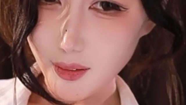 【HR林十七【小号】】多看一眼就心动