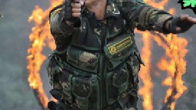 疯子教官拿实弹进行训练，战士们稍有不慎就会当场阵亡！