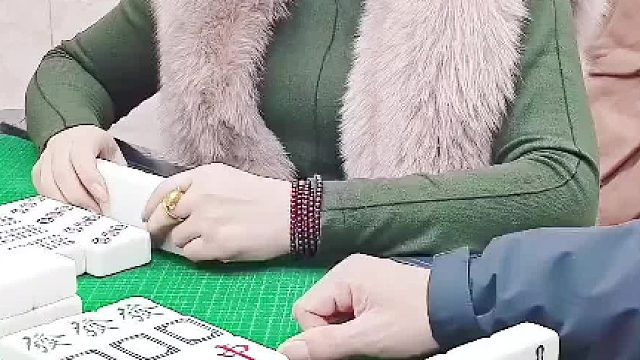 哦嚯。孝感卡五星高手。列牌是诈胡了吗？