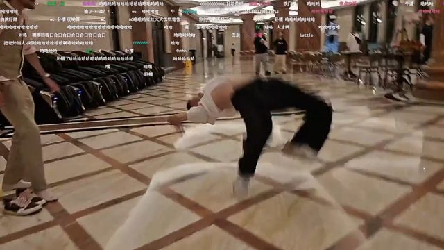 赛文柒Seven【1995】越南偶遇法国帅哥斗舞