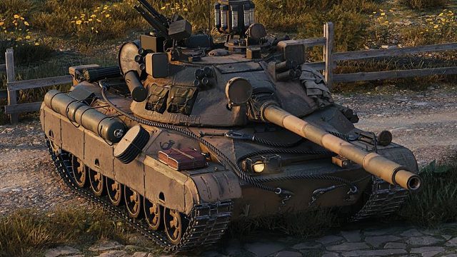 坦克世界  四处跑不管看见谁我都踹两脚