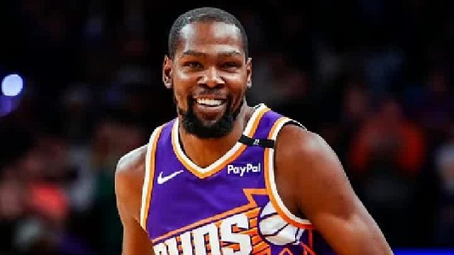 借酒消愁，醉忘世间纷扰！