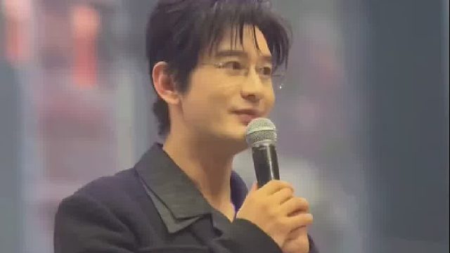 黄晓明终于回应走进珂学了，黄霸总都拦不住叶老师的速度，碰上叶珂，黄晓明你也是遇上中年危机了