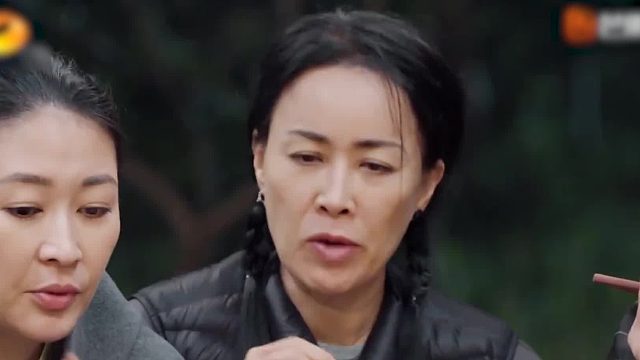 黄磊就是东北人的克星吧！一盘锅包肉吓坏沈腾那英魏大勋