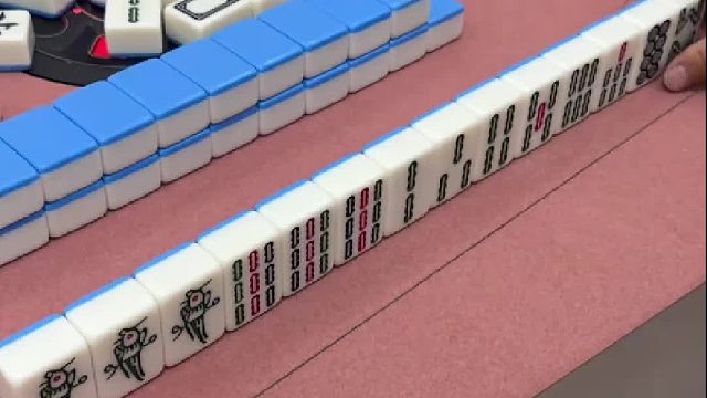 四条应该胡不了吧…