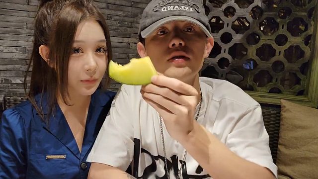 童锦程：你先吃，因为你吃过的特别甜