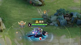 這猛犬難道就沒點(diǎn)難為情的感覺？