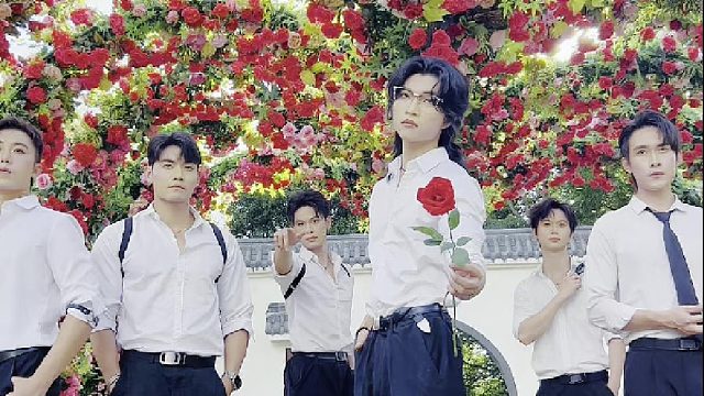 第六届东莞观音山姻缘文化节火热进行中，高颜值男神天团互动热舞，燃爆现场；周末约上闺蜜一起来东莞观音山