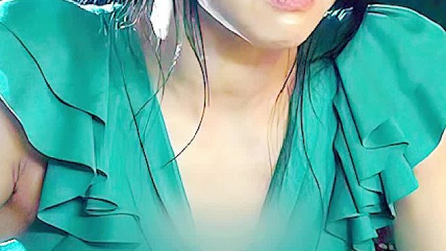 女网红被绑架遭到折磨，殊不知她身上还隐藏着可怕的秘密，悬疑片