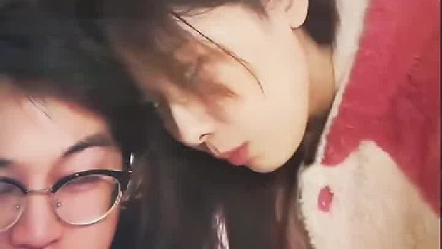 这下好了，全国都知道婷婷有点2了