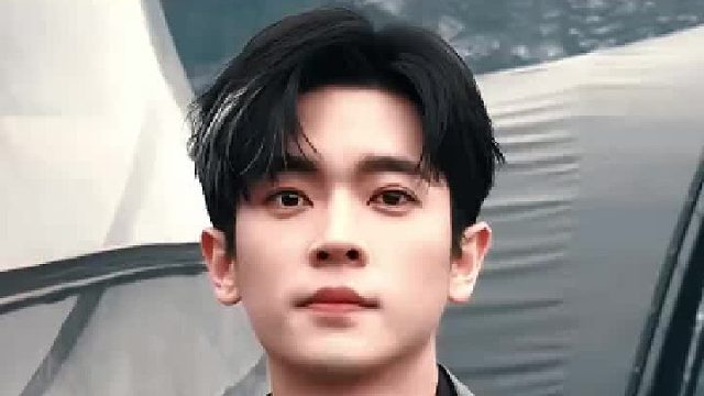 丞磊面容多变，角色塑造力超绝！