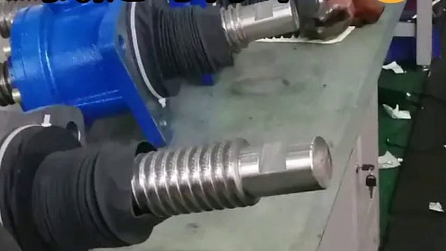 丝杆升降机的性能特点有哪些呢？