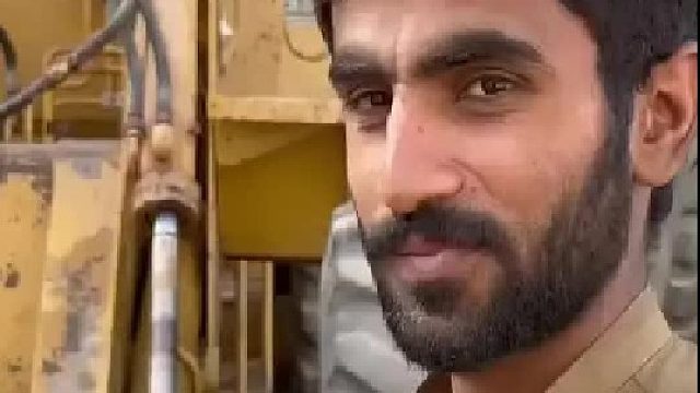 巴基斯坦师傅焊接小技巧全过程