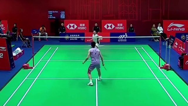 李诗沣鏖战三局击败梁峻豪，半决赛将迎战小波波夫