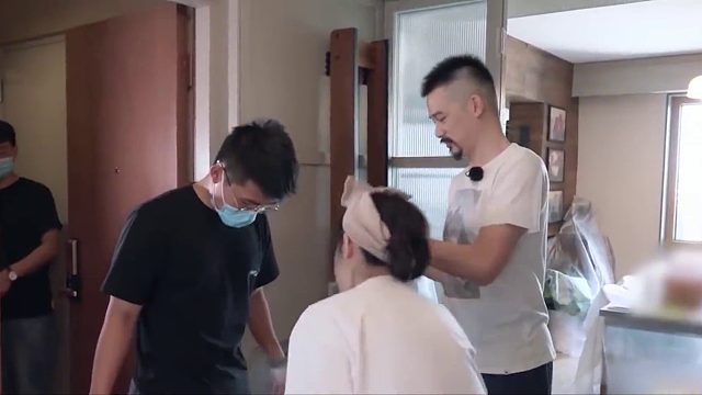 原来治好杨子姗的重度洁癖，只需要一个包饺子，包文婧真会教孩子