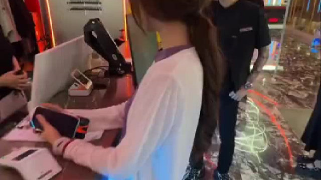 在拍一种很新的vlog