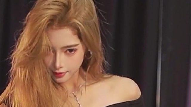 【艺涵老师】我好还是她好