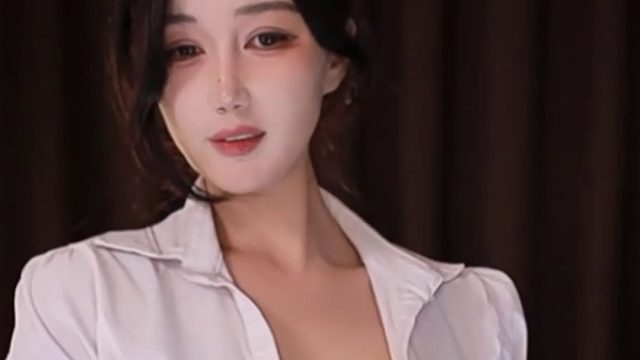 【HR林十七【小号】】本来无感的 不爱回我信息？爱上了