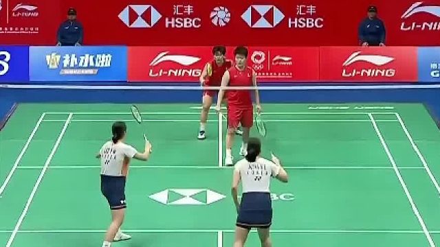 圣坛组合掌控比赛节奏，成功逆转晋级