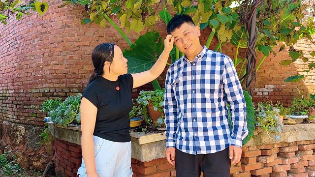老公头发长见识短，理完发像变了个人，看看媳妇什么反应