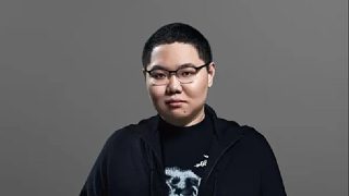 “ 自古英雄出少年，熱血沉夢展雄才”