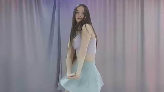 俄罗斯姑娘才艺表演24.05.03_空军(阿妮亚)00