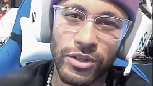 C罗一开播几分钟内就刷屏全球