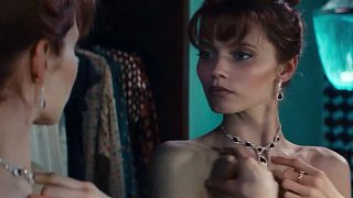 新婚之夜女人發(fā)現(xiàn)家里冰柜藏了6個(gè)和自己一模一樣的人