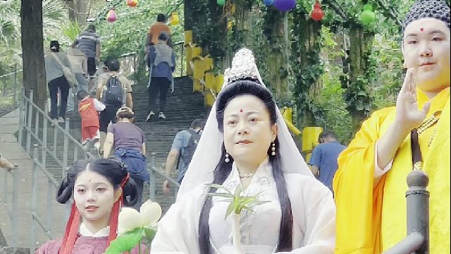 一个知足的人，生活才能美满，东莞观音山来了就好，心想事成！