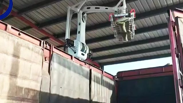 装车机器人按时按量完好无损交付货物