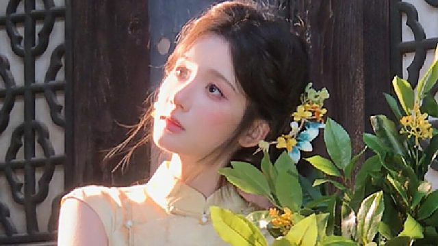 你闻 风里已经有了桂花香