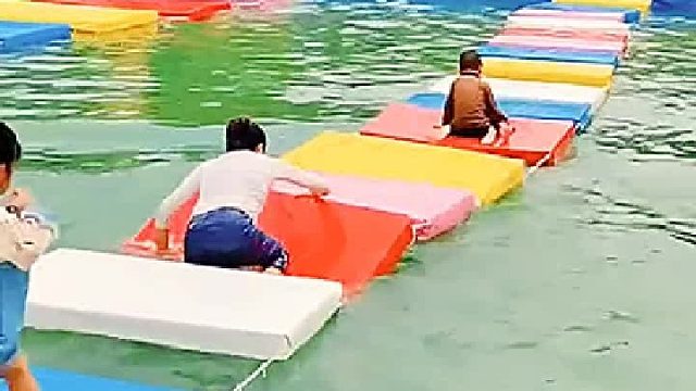 这孩子也太稳了