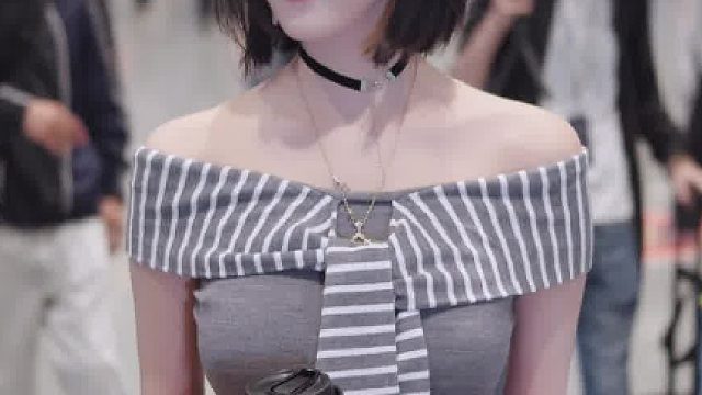 程儿来天津车展了，程儿太美了