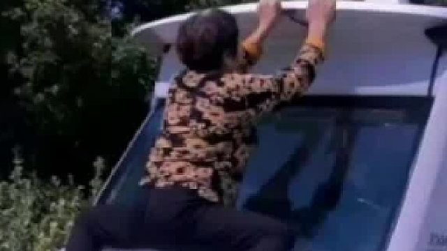 大妈拦无人驾驶竟这样收场！