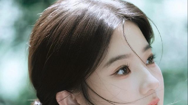 “误入眉眼，可叹惊鸿”清冷旗袍