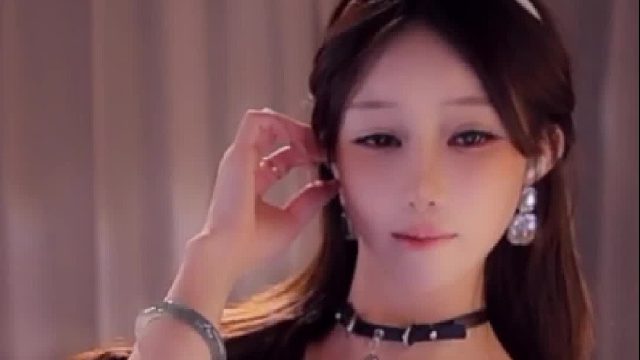 【小羊炖土豆【088】】性感都打动不了哥哥了？