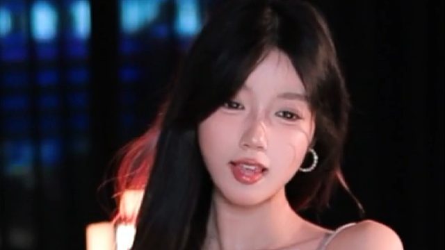 【盛世-草莓西八酱】美成这样，太耀眼了