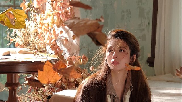 “秋日的落叶，是秋天的信件”