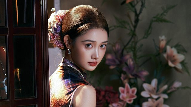 旗袍初尝试居然这么出片！屏幕里vs成片