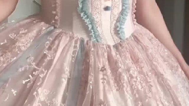 粉蓝色的萨法尔好美