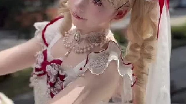 长大后把自己打扮成洋娃娃