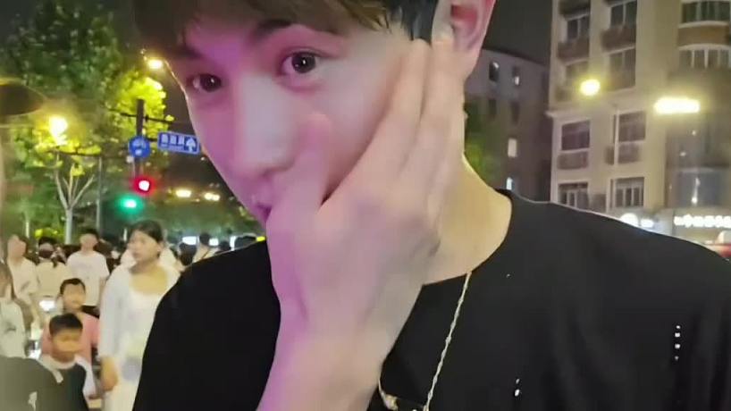 你有一個(gè)新鮮事待看的直播