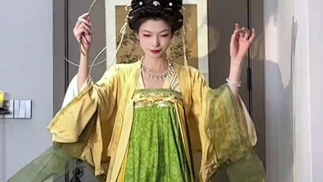 法门寺披衫 选哪个颜色呢