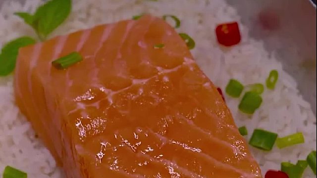 你为了坨三文鱼把路走窄啦