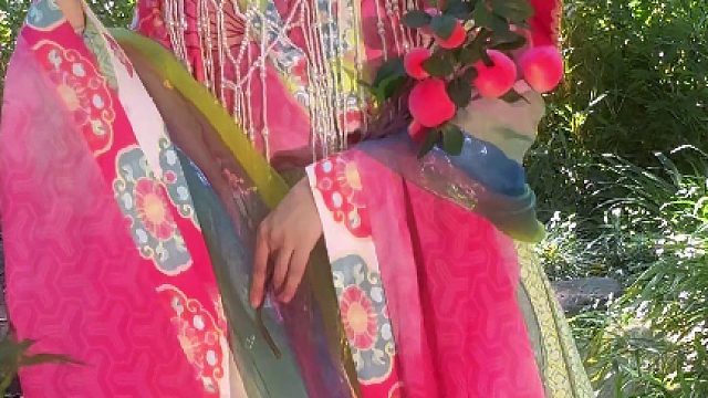 清溪映翠｜风颤毫厘，溪曲不尽