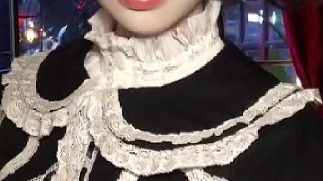 伯爵家最受宠爱的小女儿