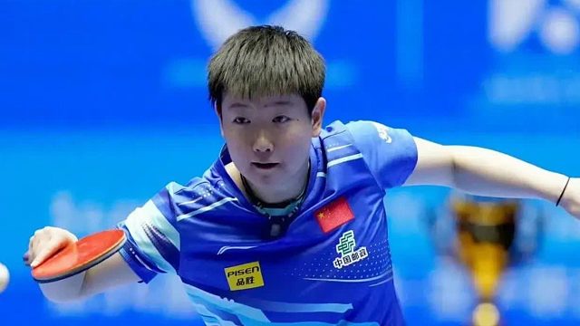 4-6落后！结果孙颖莎上演疯狂逆袭，亚锦赛最不可思议一球诞生了