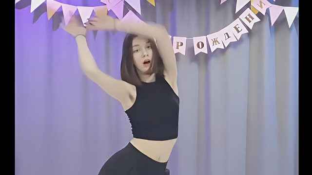 俄罗斯姑娘才艺表演24.04.03_女神00